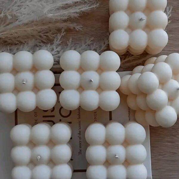 Babiles small mold 4 eyes
